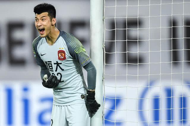 恒大4人今年合同到期,39岁队长领衔,2大国脚有望拿1200万元顶薪