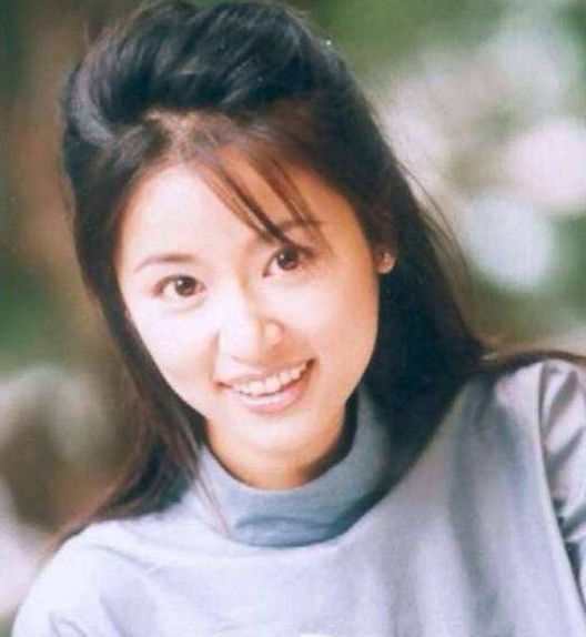 林心如18岁照被疯传颜值浓眉大眼清纯十足霍建华捡到宝