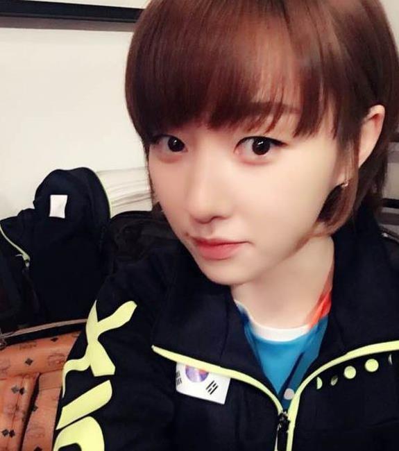 乒坛第一美女,身材娇小长相精致,曾公开示爱国乒马龙|徐孝元|马龙