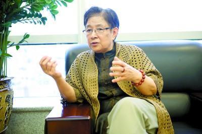 被弟弟打成残疾,隐退歌坛20年的她如今怎样了|金炜玲|毛阿敏|谷建芬