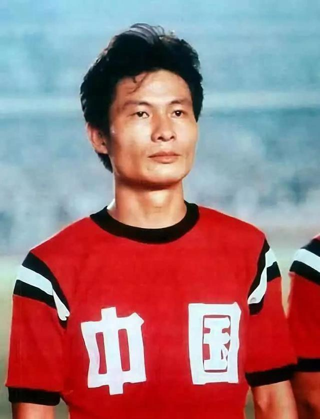 广东"矮脚虎"球星金字塔排名:金球奖彭伟国仅3档,前2档太强