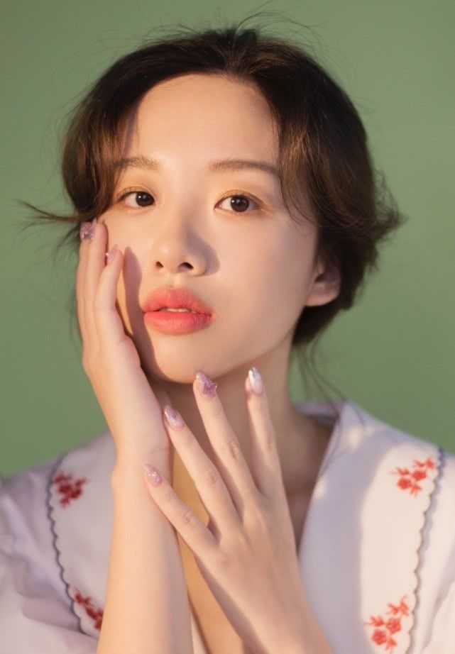 网红阿沁可盐可甜的小仙女与刘洋分手后潇洒变为单身富婆