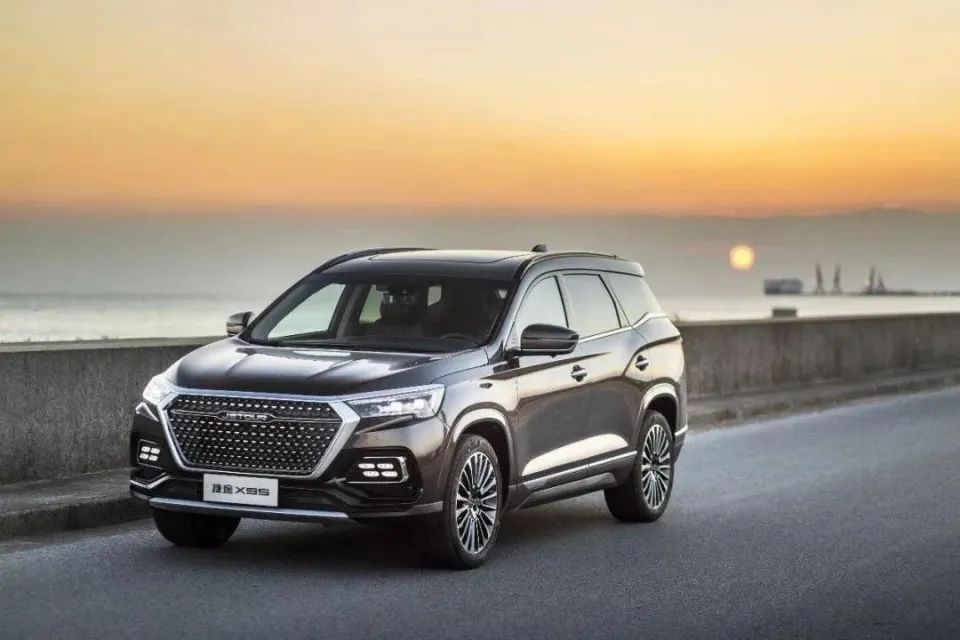 预算15万以内，想买6座中型SUV，你看这几款车型怎么样？