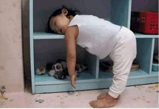 睡姿|女儿|家长_新浪新闻