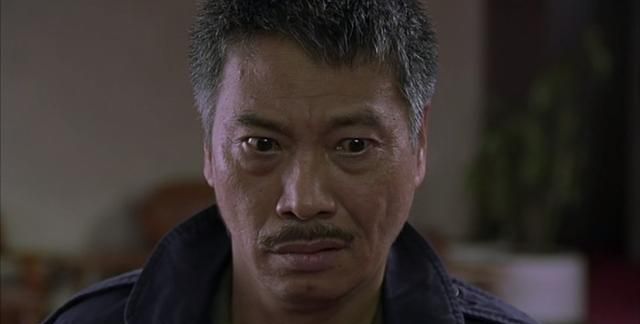 他是娱乐圈赌王,与刘德华合作多次,情史跟何鸿燊一样风流