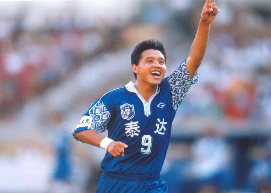 曾经的韩国克星,"中国马拉多纳"张效瑞去哪了?现状怎么样?-小刀足球网