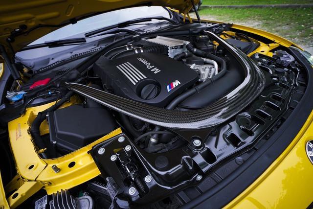 全新雷克萨斯is来袭,搭载v8发动机,还买什么m3?