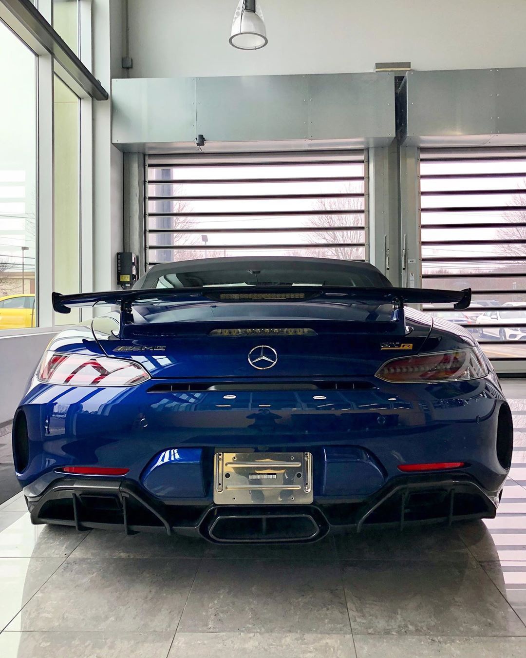 奔驰amggtr敞篷版实车