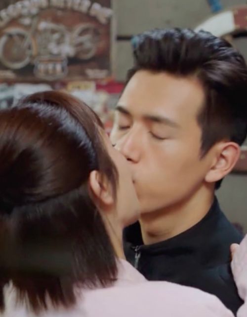 "吻到嘴软"的四部戏,最后一部平均每集至少两场吻戏|李现|剧中|小说