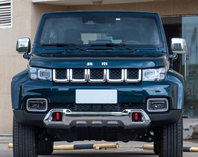 北汽bj40三门版谍照亮相,搭载2.0t动力配8at变速箱,总算没白等