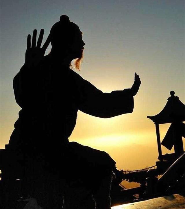 太极大师纷纷落马,中国武术的"以柔克刚"是吹了一千年的牛皮