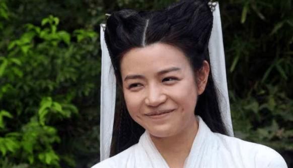 都说陈妍希是被"鸡腿头"拖累,当刘亦菲换上后|陈妍希|刘亦菲|小龙女