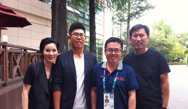 焦志敏与韩国运动员安宰亨的恋情也被人视为一段佳话,但他们的恋情