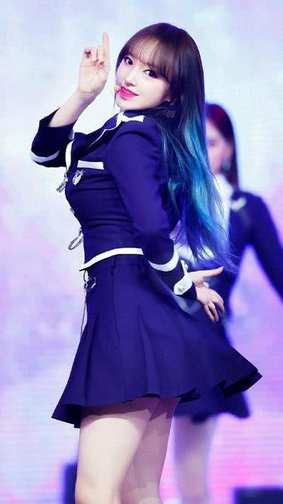 斗鱼三叉戟94年周淑怡94年小团团98年奶潇有点过分