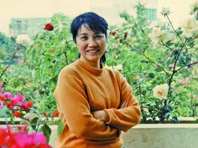 82岁祝希娟:24岁获新中国首位影后,45岁深圳创业,79岁再拿影后