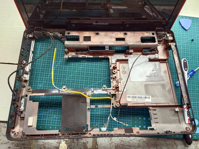 十年前的联想y450最近总蓝屏?直接盘块主板自己换上,再战5年?