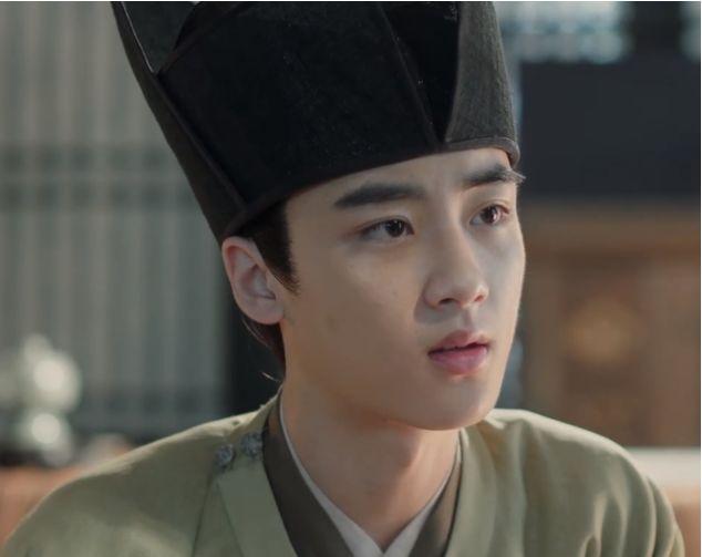 微微一笑很倾城的小配角如今一人演红怀吉一人演火郝小强