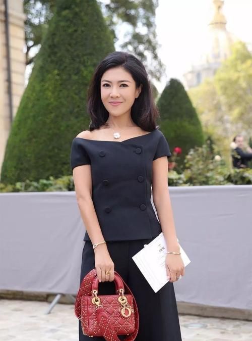 苏芒穿搭术高超,阔腿裤都能穿出三七分身材,还有小蛮腰!