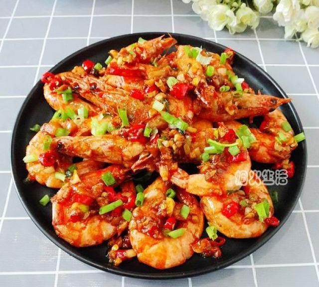 啤酒虾,好吃到吮指,吃完让人意犹末尽