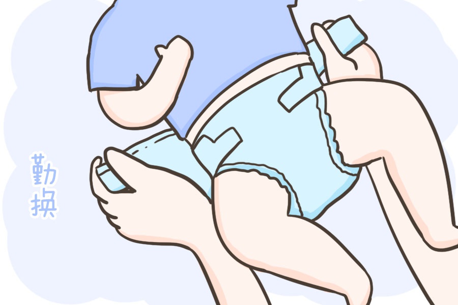 "夏天给娃穿纸尿裤就是在偷懒",面对指责,妈妈这句话怼得漂亮