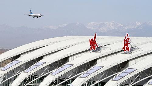 新疆最早通航的飞机场之一——哈密机场