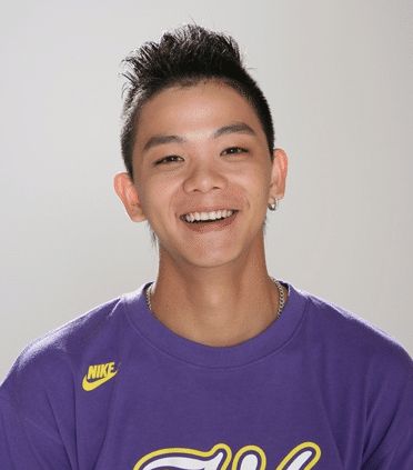 周星驰电影里的绿叶都可以换,唯独他绝对不能换|周星驰|石班瑜|配音