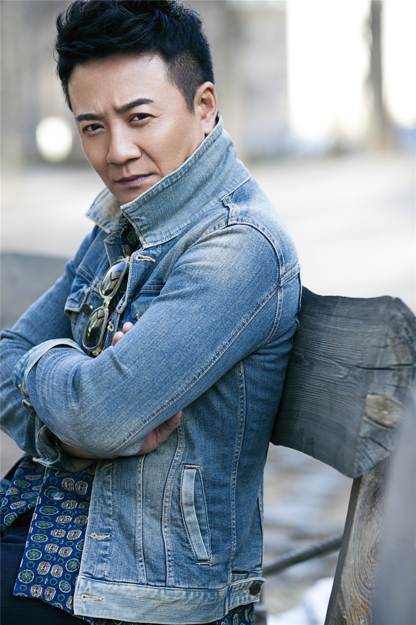 电视剧《燃烧》开播 ,张岩再陷尘封往事|燃烧|张岩|正义_新浪新闻