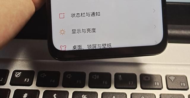 满身标签的真香机iqooneo3谁能想到竟是个不值得买的偏科生