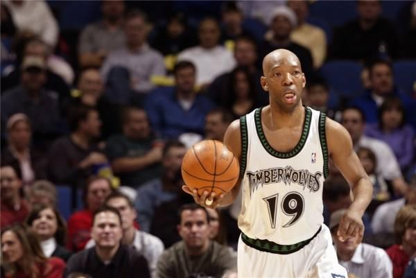 萨姆·卡塞尔:既是过客,也是英雄