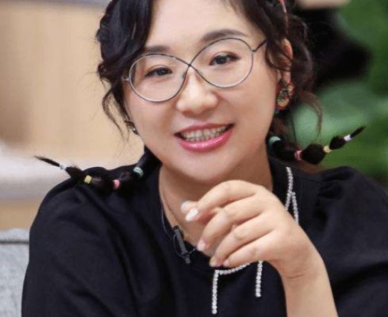 傅首尔胖到穿婚纱嫌太勒看了她的全身照才觉得再勒都值得了