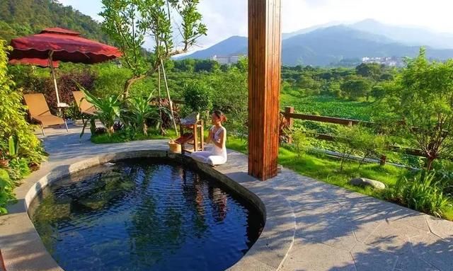 在山林溪谷中,饱览山峦叠翠的自然景观    龙山温泉,洗涤凡尘 复归