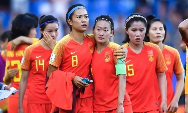 中国女足和中国男足踢一场，为何很多人认为女足会获胜？休闲区蓝鸢梦想 - Www.slyday.coM