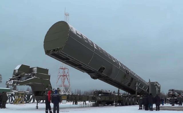 近日,据媒体报道,俄罗斯萨尔玛特洲际导弹研发工作已进入最后阶段,最