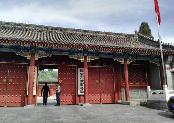 根的地方的,在清朝非常多的皇宫当中,礼亲王府已经豫亲王府算得上是非