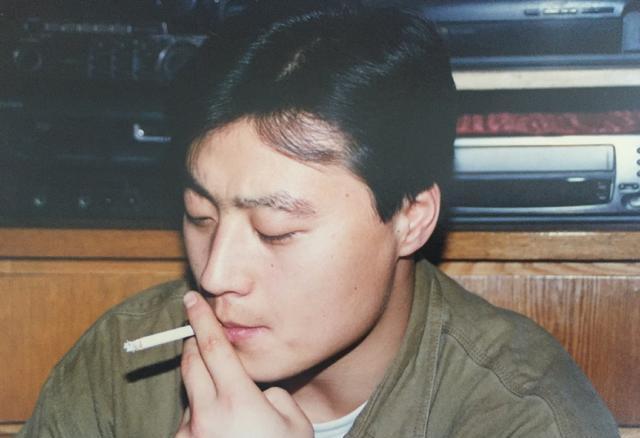 国剧一哥任程伟:少年丧父,9块钱娶初恋黄建萍,住地下室7年!