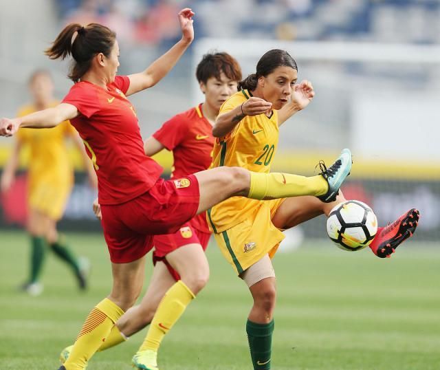 中国女足和中国男足踢一场，为何很多人认为女足会获胜？休闲区蓝鸢梦想 - Www.slyday.coM