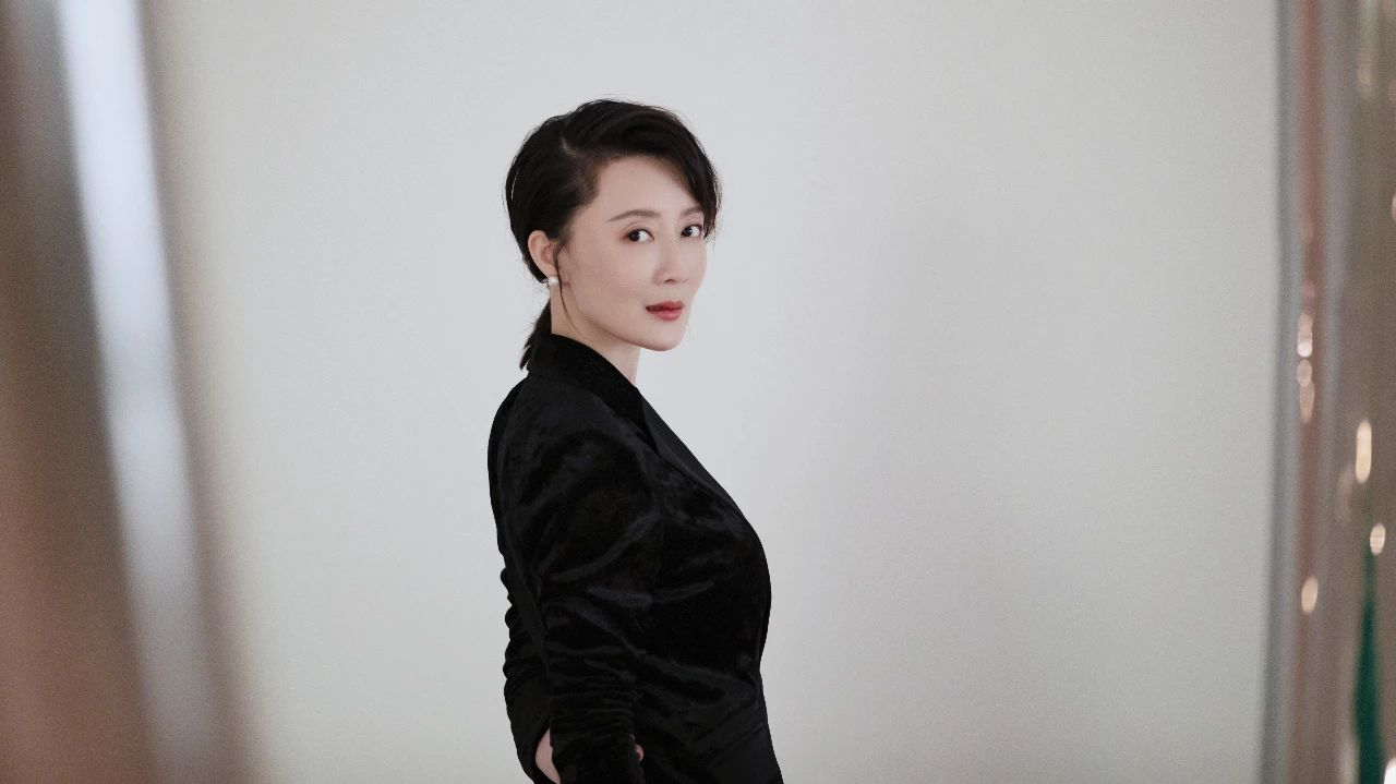 中生代女演员冯波的魅力:每个角色都是一部代表作