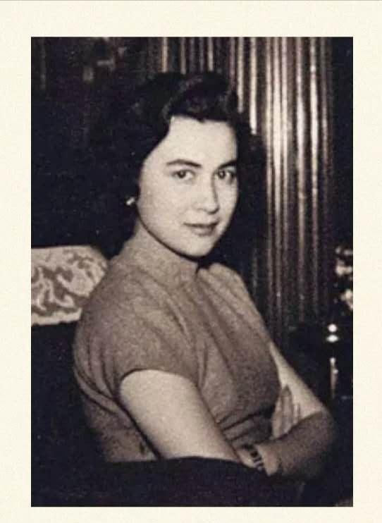 赌王胞妹何婉琪照片曝光,四国混血美女,堪称赌王家族最美奇女子