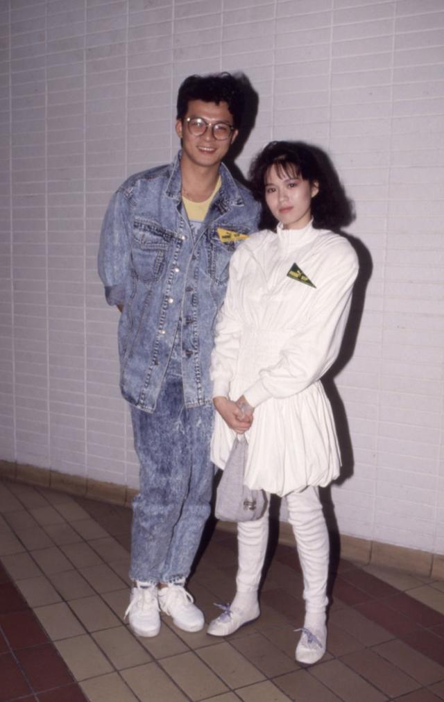 黄日华陪梁洁华抗病7年难舍爱妻离世,多年来积极登台赚取医药费