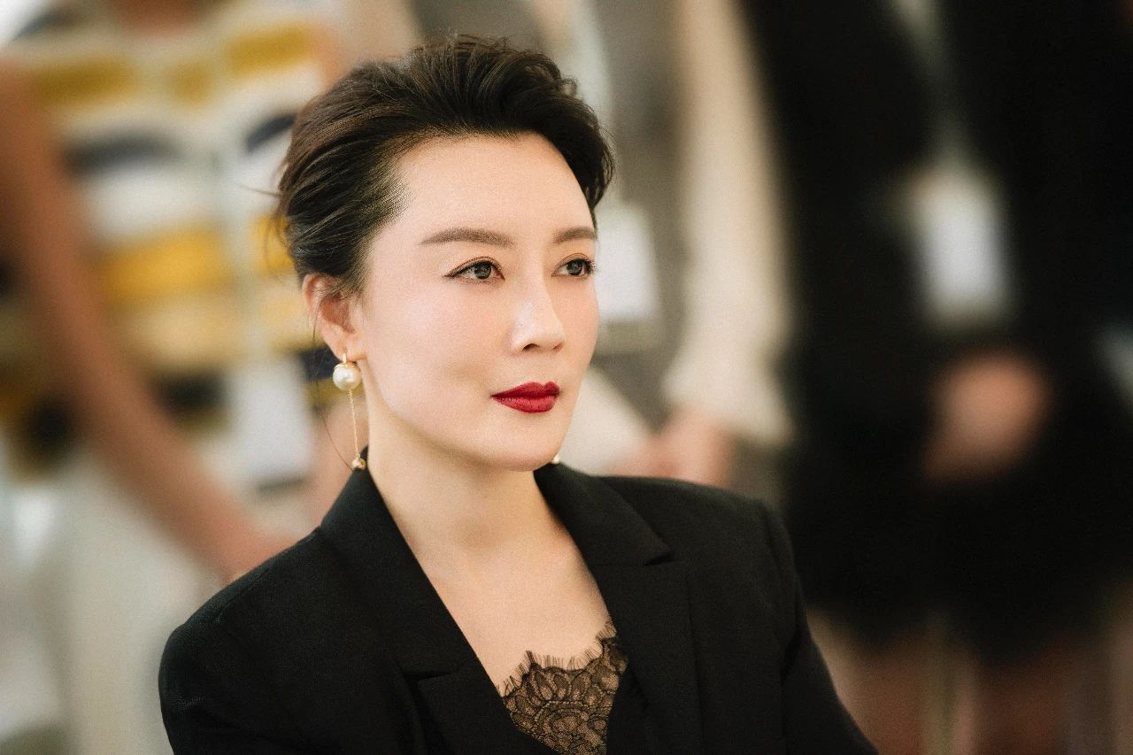 中生代女演员冯波的魅力每个角色都是一部代表作