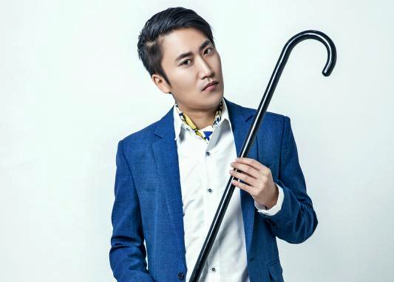 隐形富二代甘当赵本山14年配角不玩直播热衷圈子的吴云飞