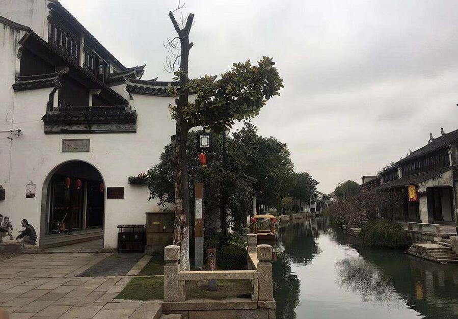 600年前就是广西四大古镇之一的南宁芦圩古镇,如今景色更加唯美