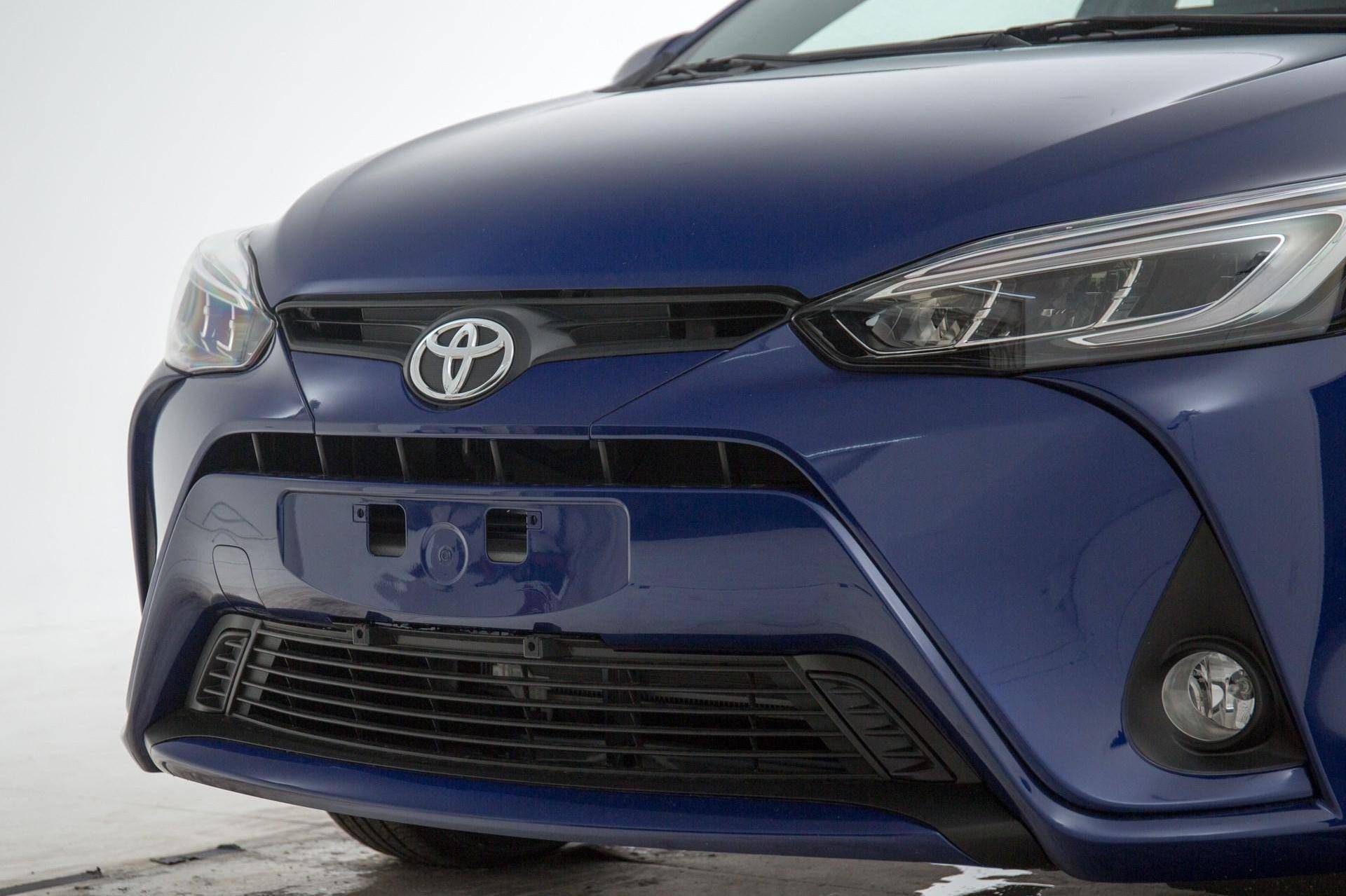 10万拿下顶配丰田,每公里不到3毛,8英寸触控 定速巡航 电动天窗