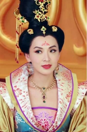太平公主与薛绍生有长子薛崇训,次子薛崇简,长女薛氏,次女万泉县主薛