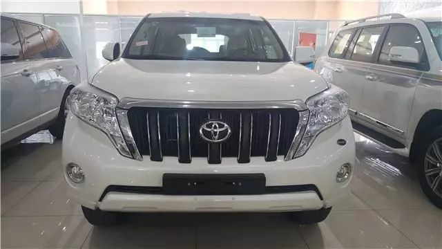 丰田新款霸道日本顶配版接近26万我想说好便宜