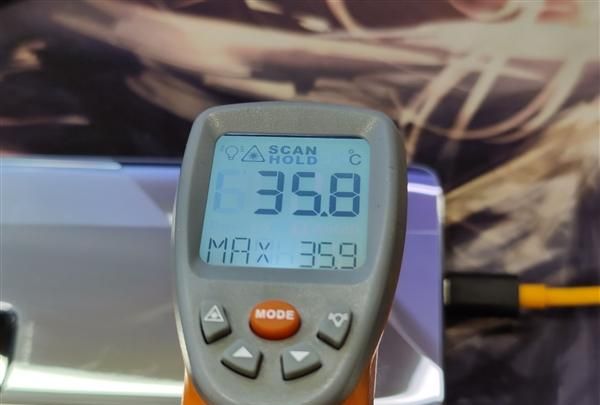 炎炎夏日 荣耀x10 麒麟820挑战高温:结果欣喜|麒麟|荣耀|温度_新浪