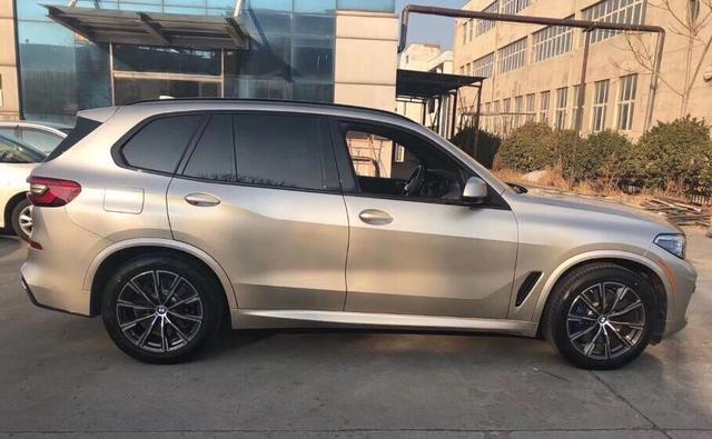 最精致的宝马x5亮相!香槟金色外观 运动包围,提速比gle还凌厉
