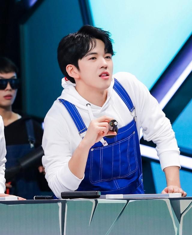 快本除名后仝卓被节目组镜头全剪自毁前程只因心无敬畏