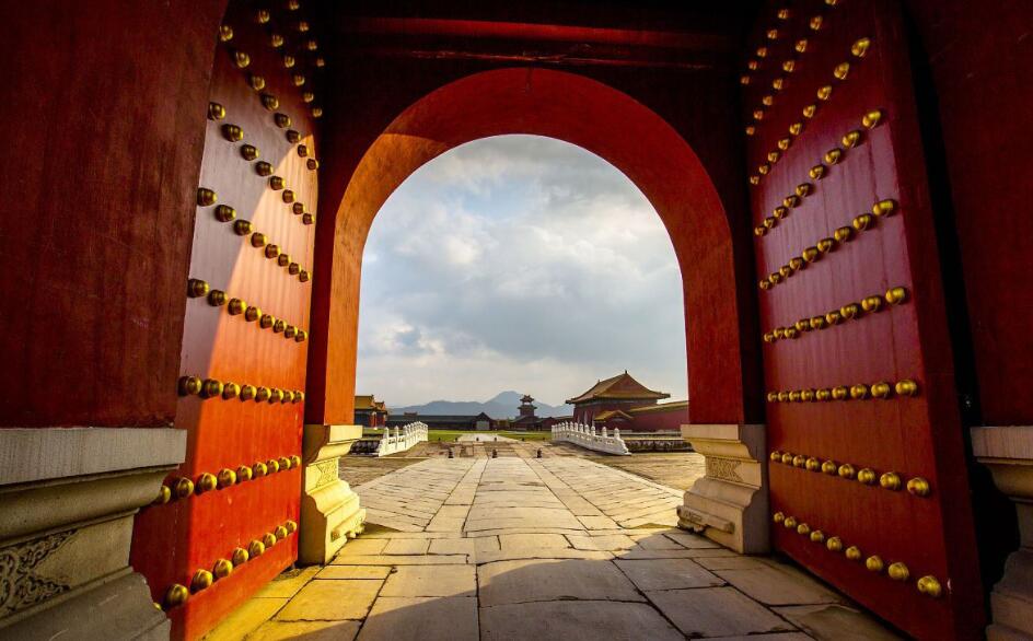 故宫大门门钉为何要九横九竖