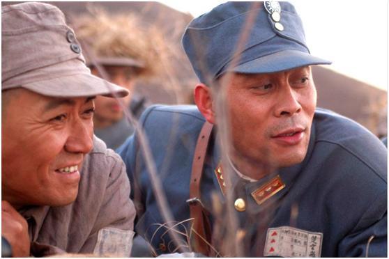 《亮剑》楚云飞近照曝光,55岁妻子风韵犹存,28岁女儿颜值抢镜